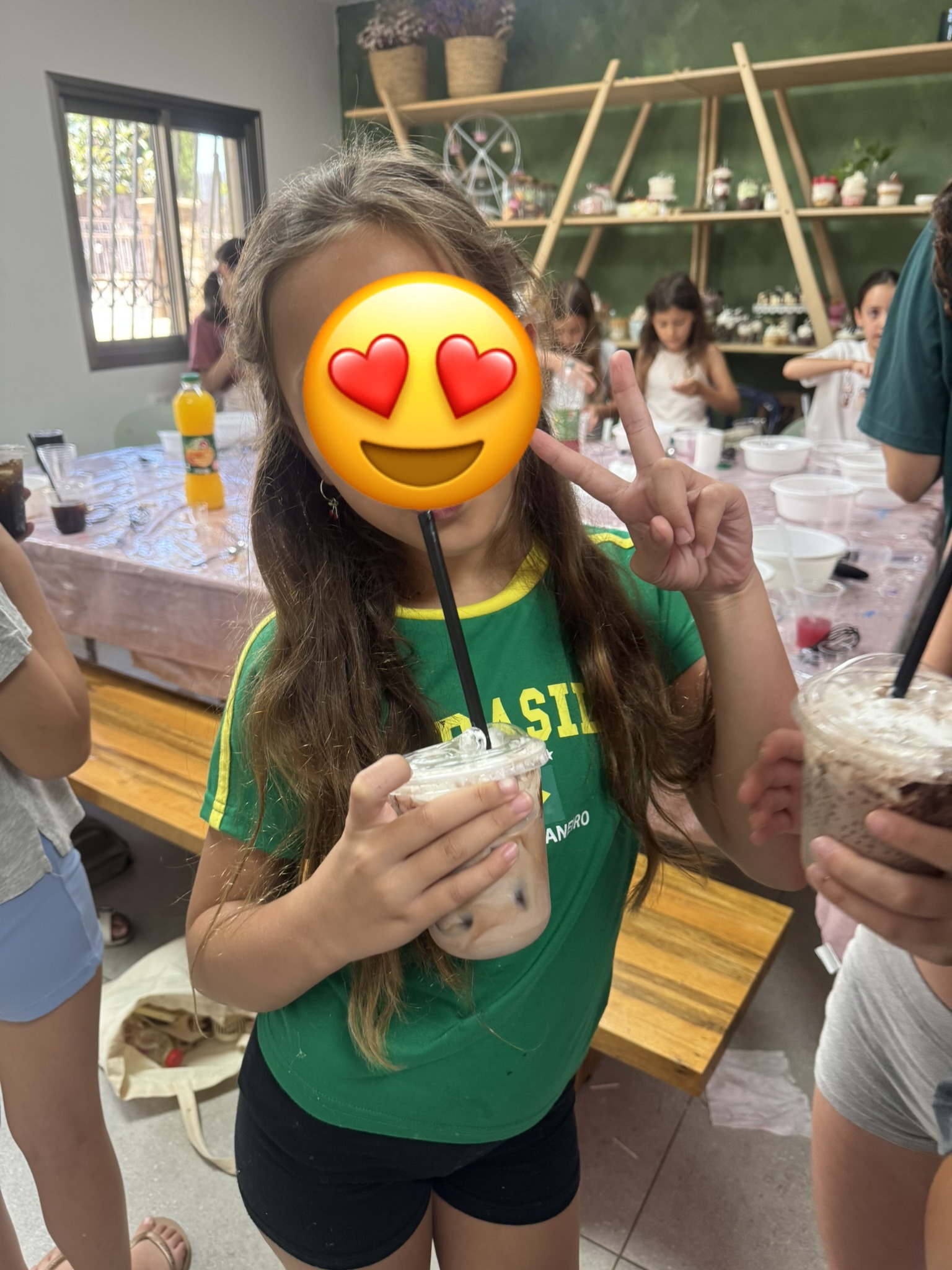 ילדים בפעילות קייטנת פסח — ArtyParty
